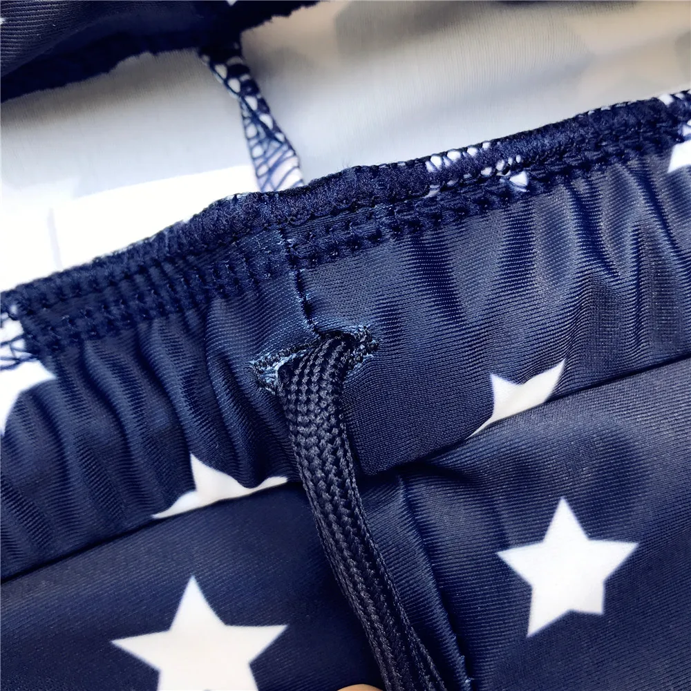 Boys Trunks For Swimming Star  - Boyshort Underwear 评论和价格